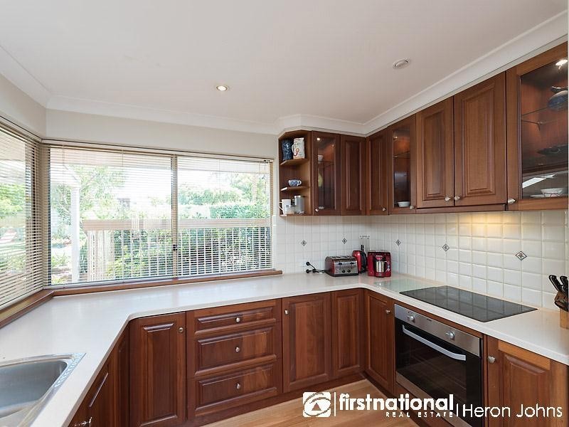 22 Kershaw Gardens, Leeming WA 6149