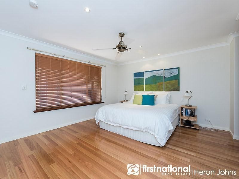 22 Kershaw Gardens, Leeming WA 6149