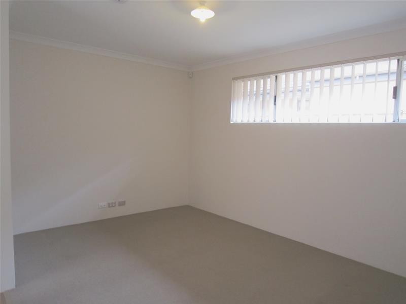 10 Lipari Terrace, Canning Vale WA 6155