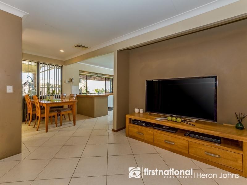 24 Sellars Way, Bull Creek WA 6149