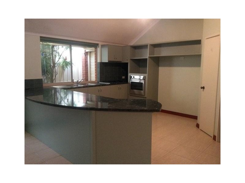 30 Dolphin Way, Yangebup WA 6164