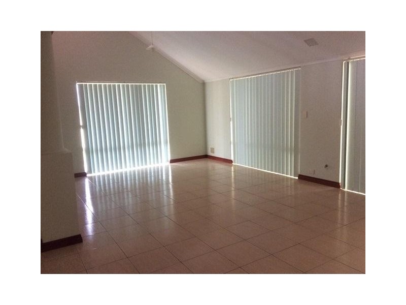 30 Dolphin Way, Yangebup WA 6164