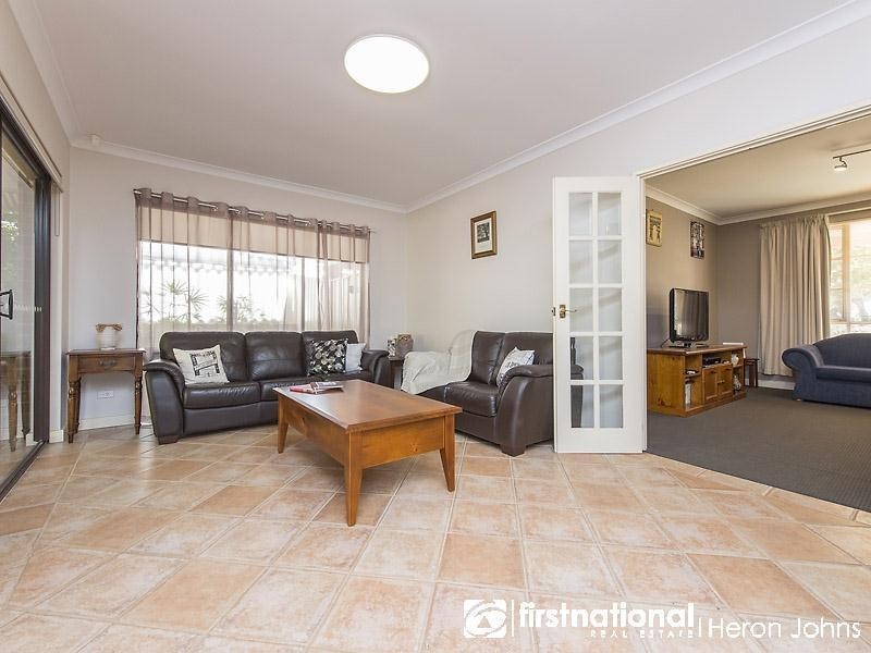 7 Pirrett Court, Leeming WA 6149