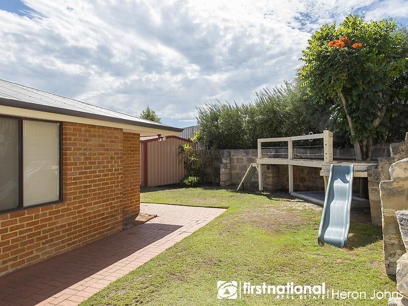 7 Pirrett Court, Leeming WA 6149