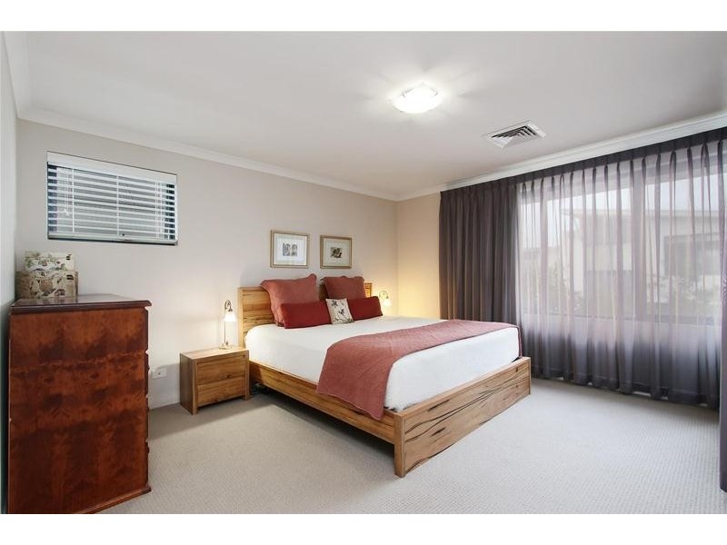 38D Arcadia Crescent, Bateman WA 6150