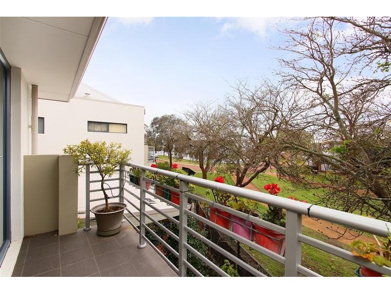 38D Arcadia Crescent, Bateman WA 6150