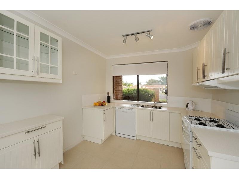 8C Roche Court, Bull Creek WA 6149