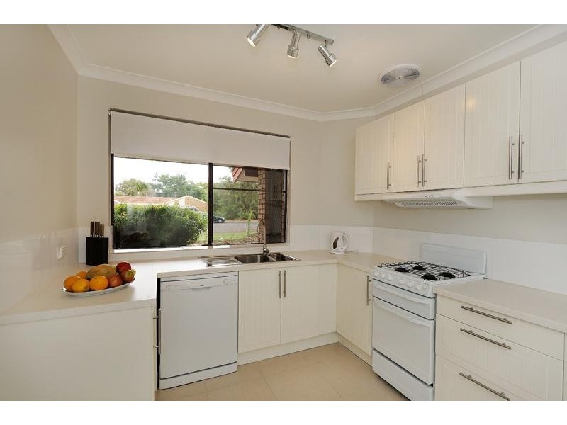 8C Roche Court, Bull Creek WA 6149