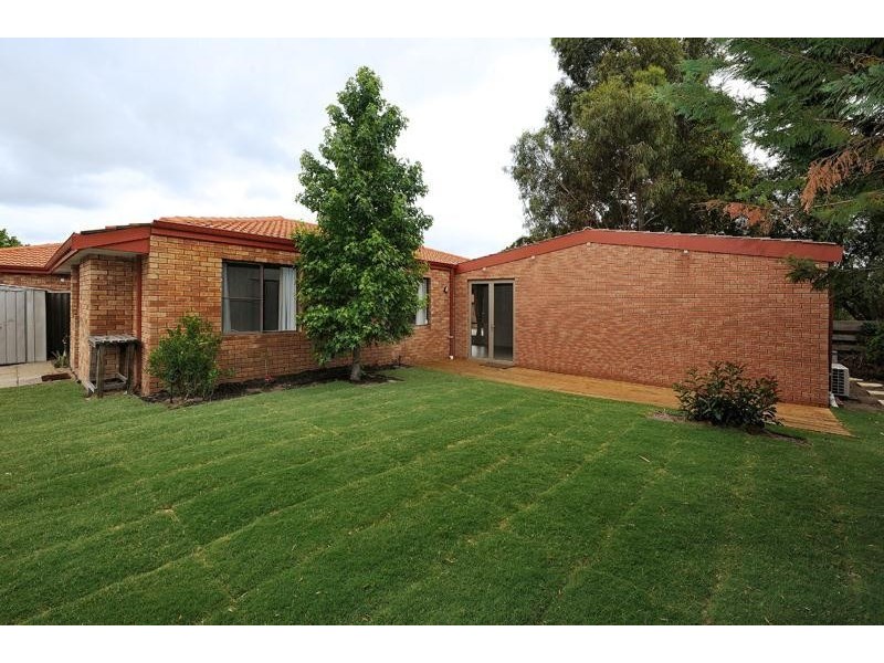 8C Roche Court, Bull Creek WA 6149