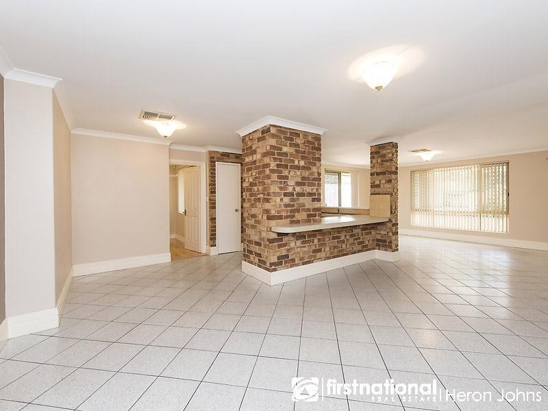 44 Hillock Circle, Leeming WA 6149