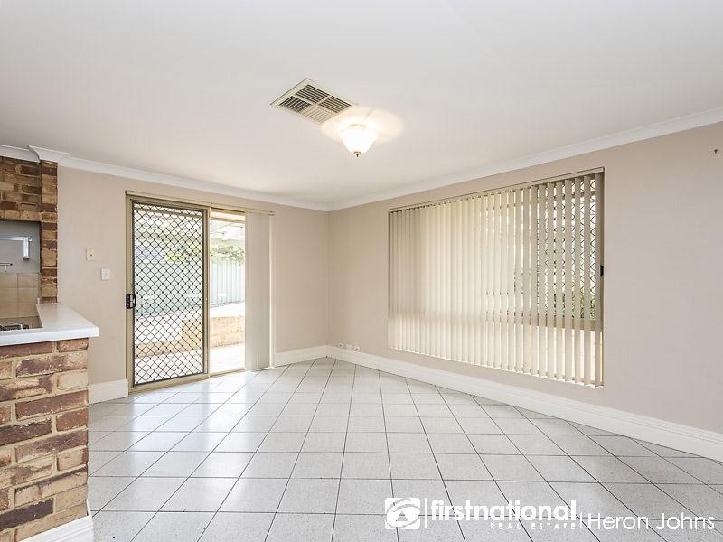 44 Hillock Circle, Leeming WA 6149