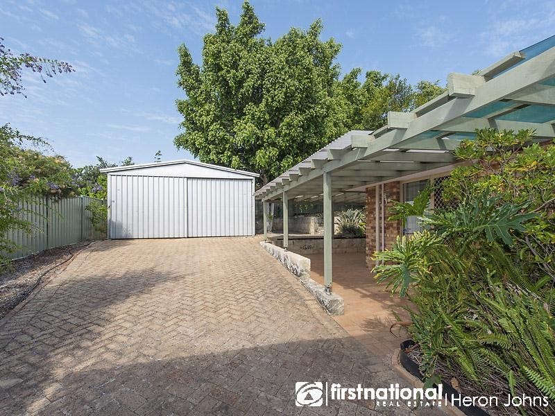 44 Hillock Circle, Leeming WA 6149