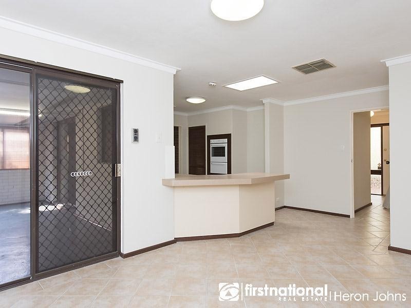 124 Darley Circle, Bull Creek WA 6149