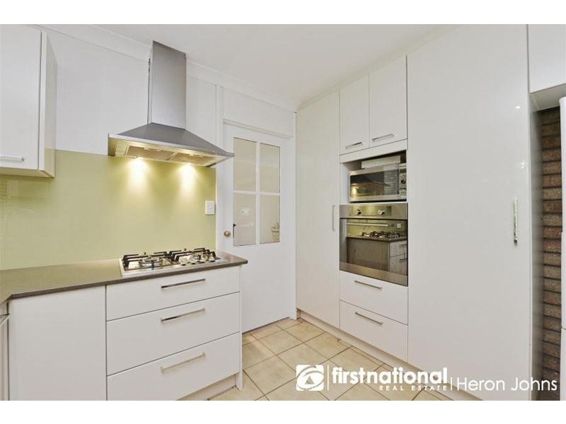 2 Hawke Pass, Bateman WA 6150