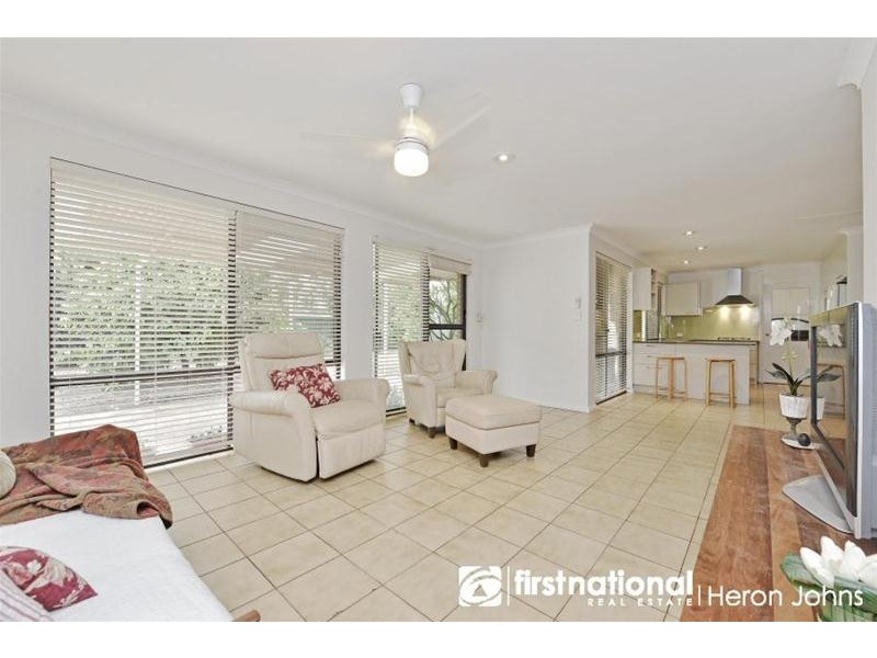 2 Hawke Pass, Bateman WA 6150