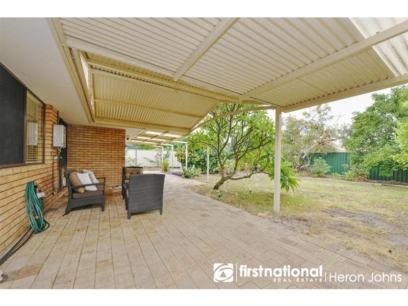 2 Hawke Pass, Bateman WA 6150