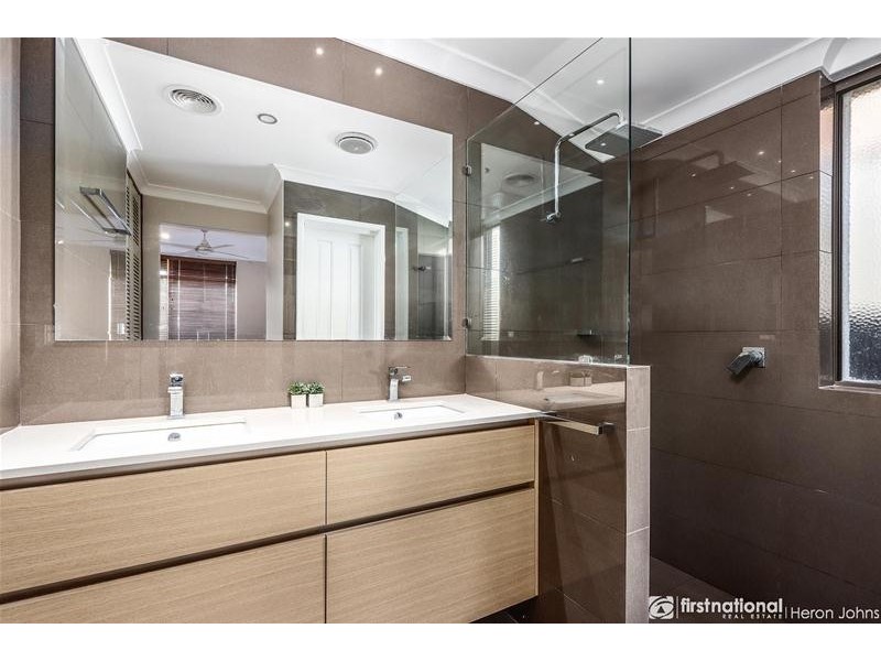 4 Mais Court, Bateman WA 6150