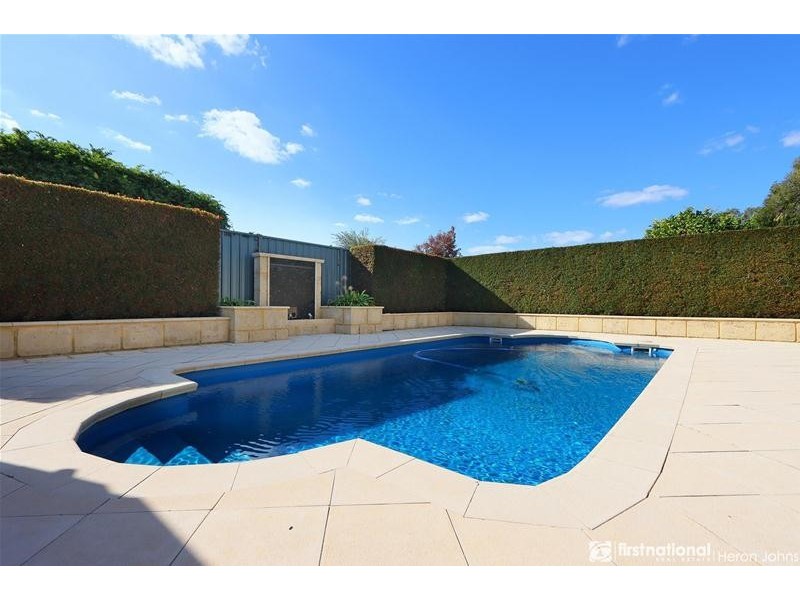 4 Mais Court, Bateman WA 6150