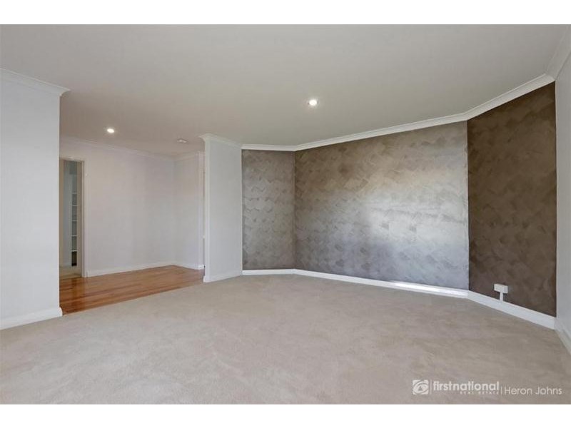 83 Sylvan Crescent, Leeming WA 6149