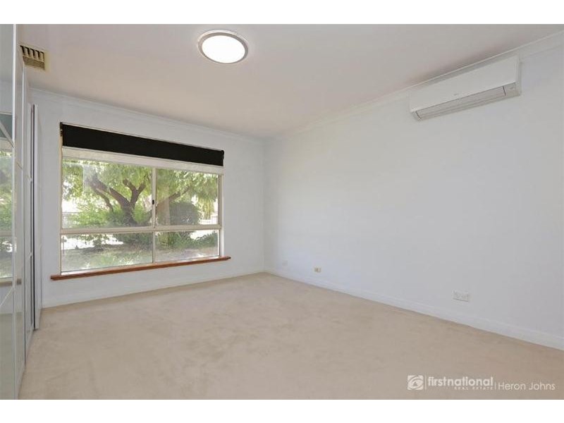 83 Sylvan Crescent, Leeming WA 6149