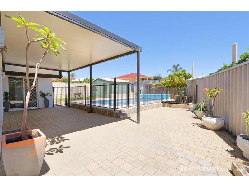 83 Sylvan Crescent, Leeming WA 6149