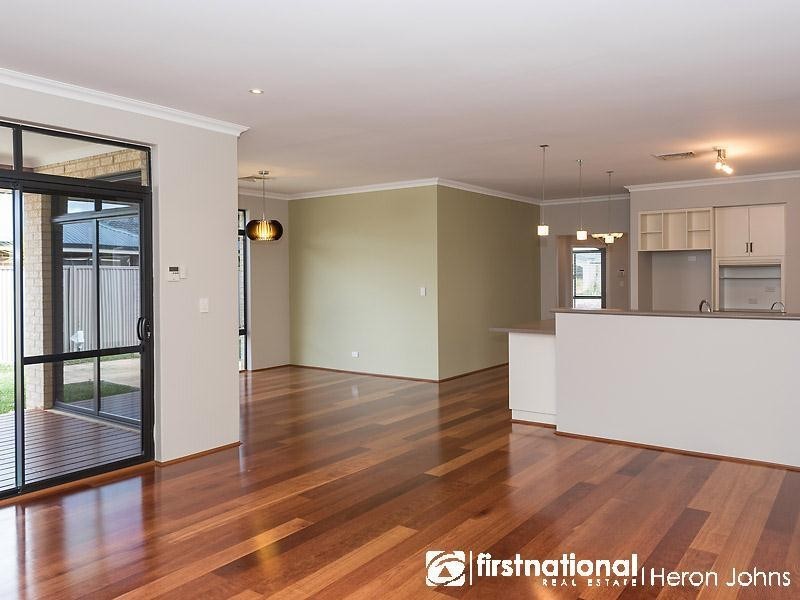 44 Walkingdale Promenade, Southern River WA 6110