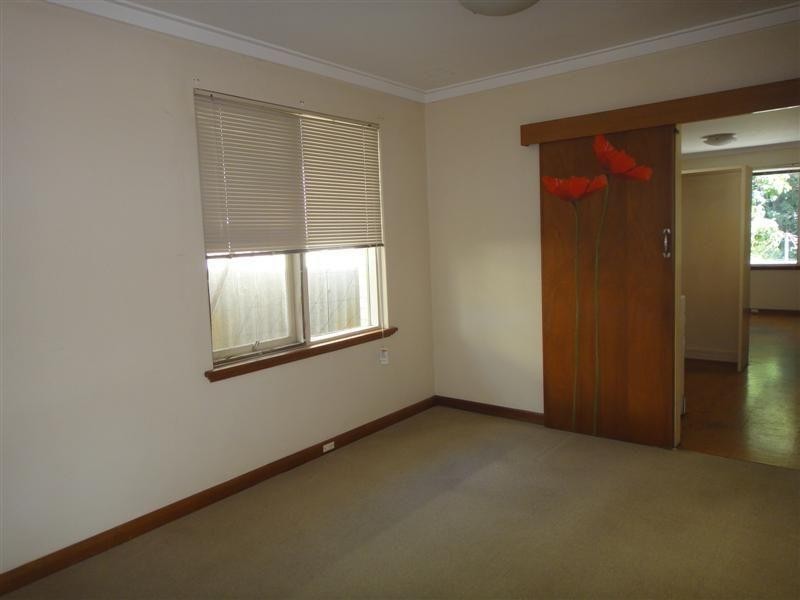 12 Rogerson Road, Mount Pleasant WA 6153