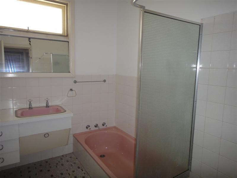 12 Rogerson Road, Mount Pleasant WA 6153