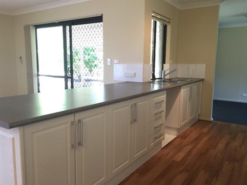 31 Collett Way, Leeming WA 6149