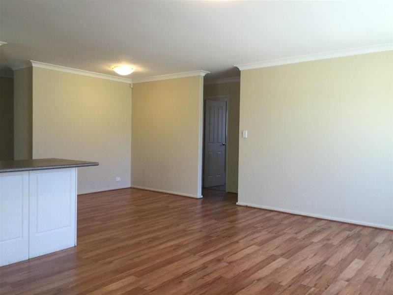 31 Collett Way, Leeming WA 6149