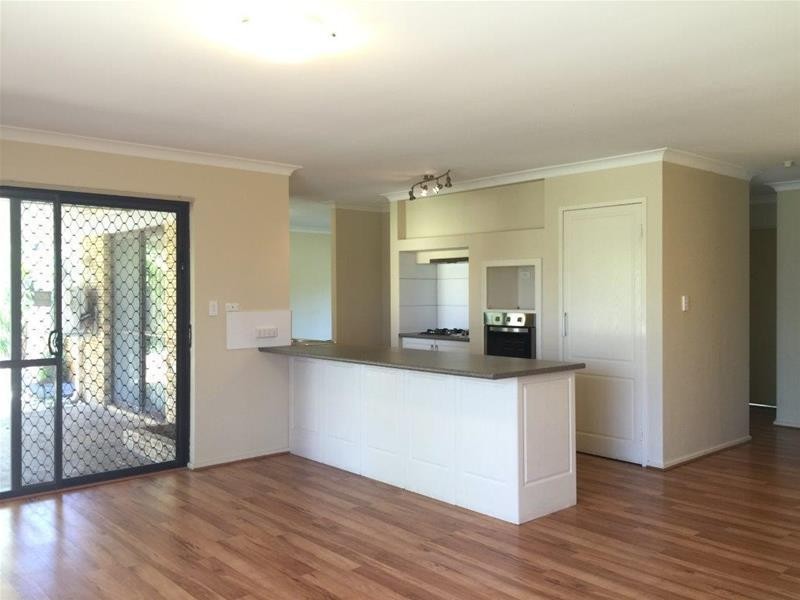 31 Collett Way, Leeming WA 6149