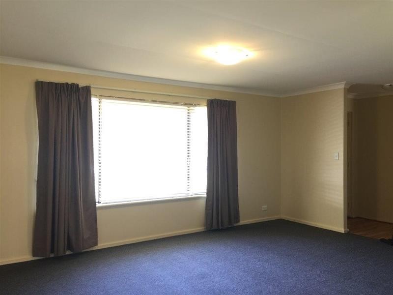 31 Collett Way, Leeming WA 6149