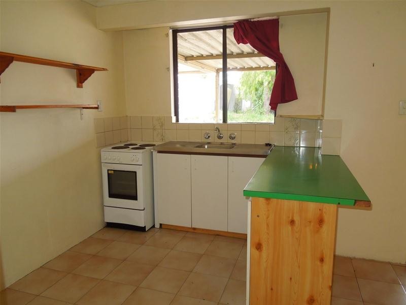 12 Tinaroo Court, South Lake WA 6164