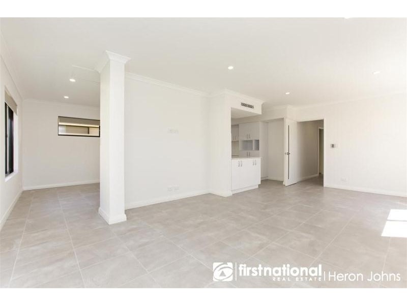 3B Pinnock Close, Kardinya WA 6163