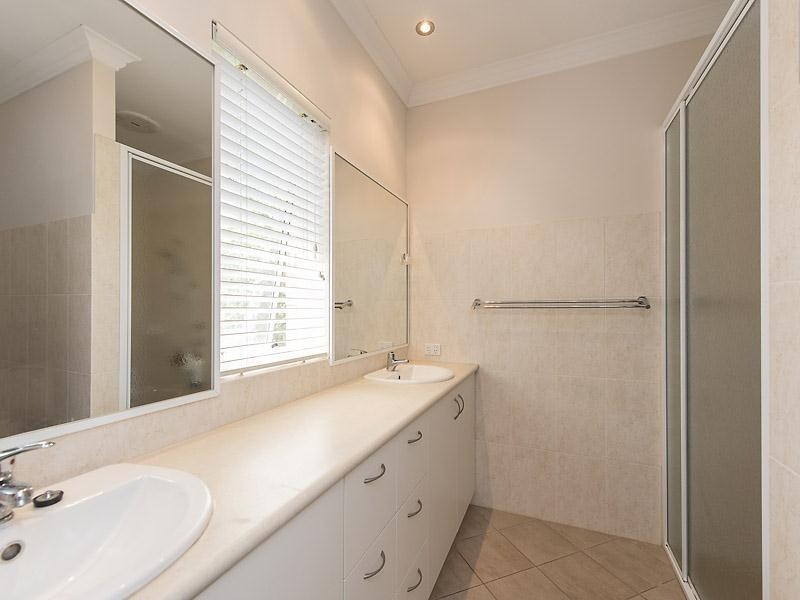 7 Mossman Crescent, Bull Creek WA 6149