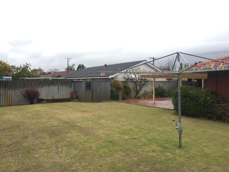 21 Endeavour Avenue, Bull Creek WA 6149