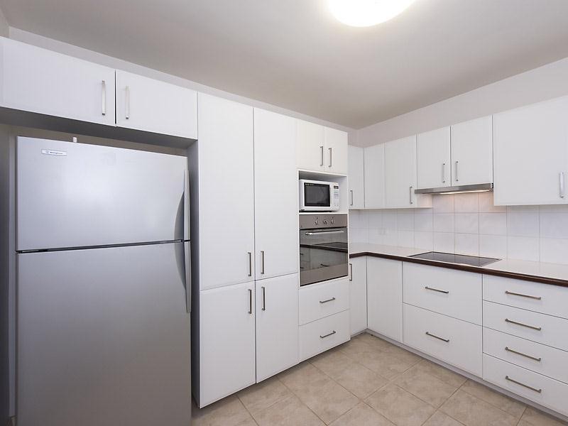 4/219 Mill Point Road, South Perth WA 6151