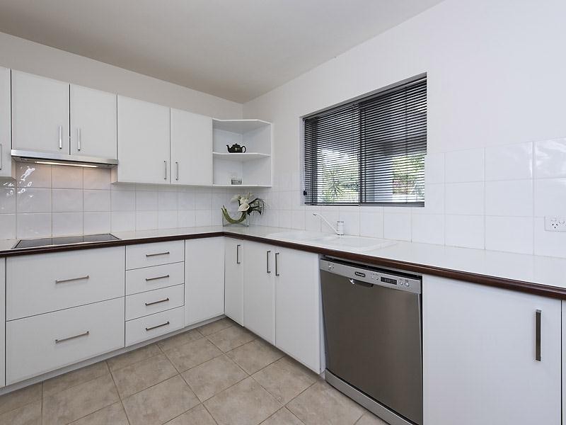 4/219 Mill Point Road, South Perth WA 6151