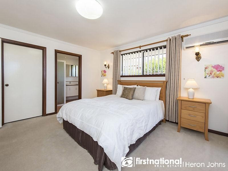 60 Darley Circle, Bull Creek WA 6149