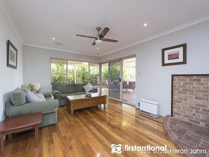 5 Shemels Court, Leeming WA 6149