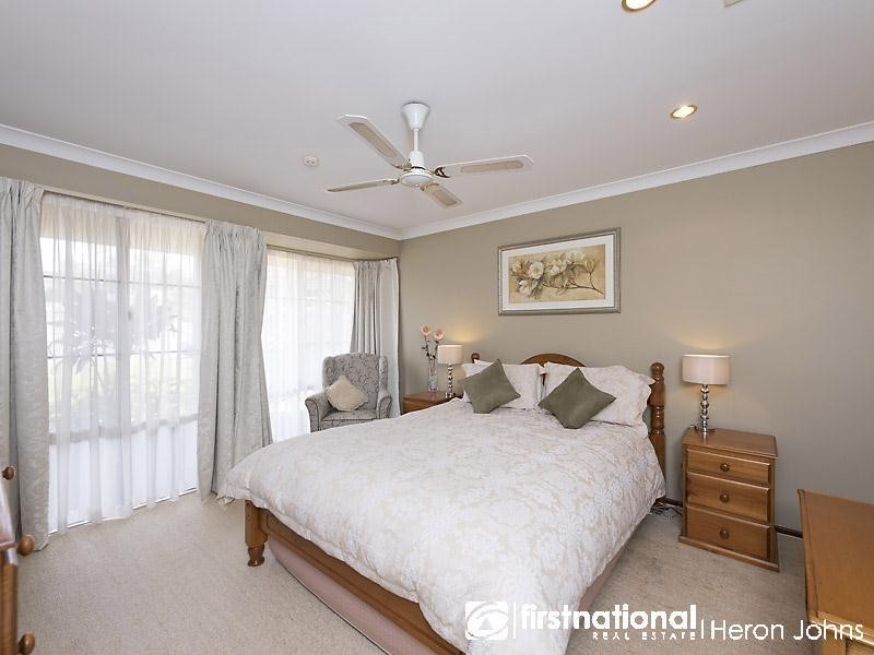 5 Shemels Court, Leeming WA 6149