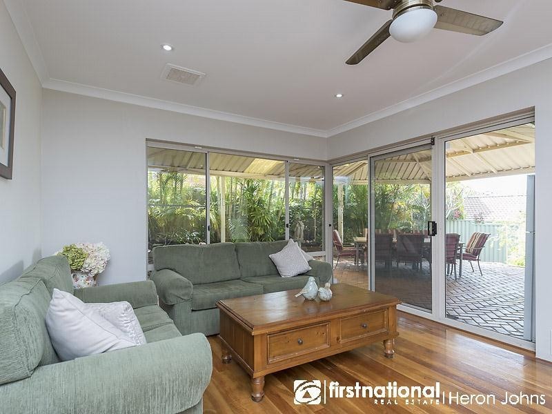 5 Shemels Court, Leeming WA 6149