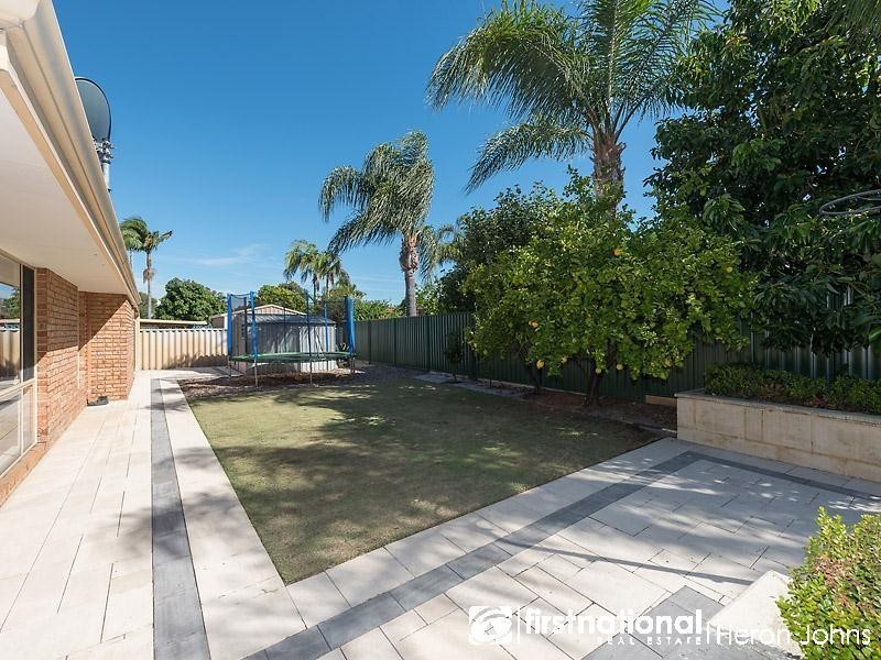 11 Sellen Court, Leeming WA 6149