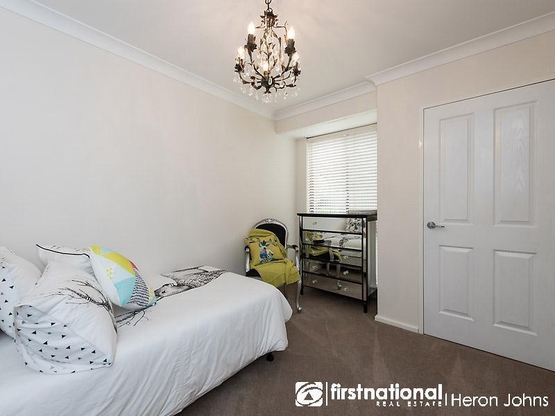 10 Hartfield Crescent, Leeming WA 6149