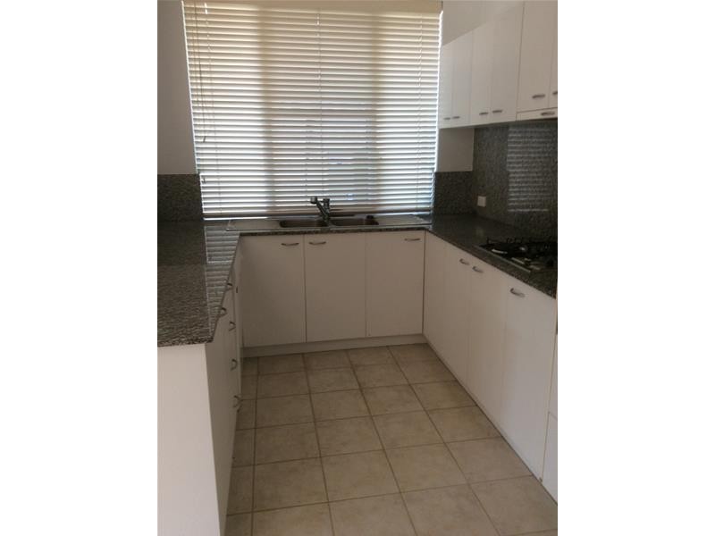 8 Tallow Tree Crescent, Subiaco WA 6008