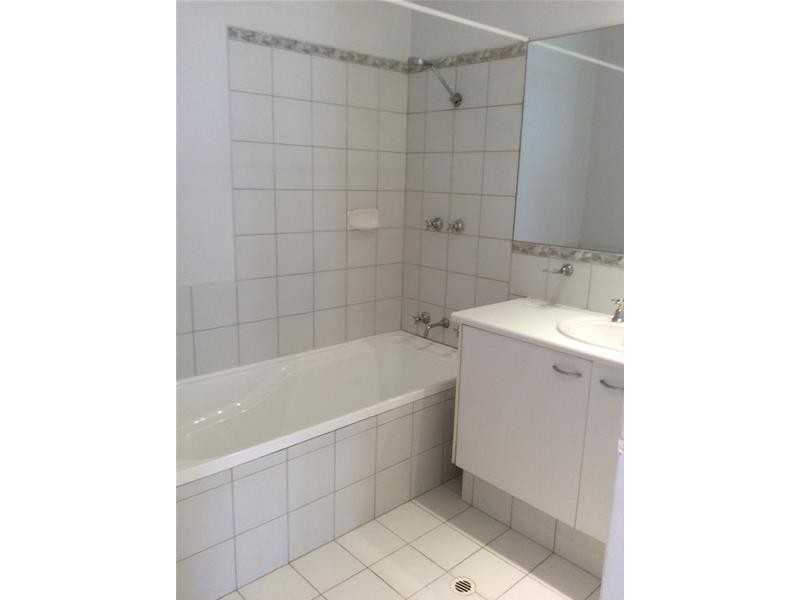 8 Tallow Tree Crescent, Subiaco WA 6008