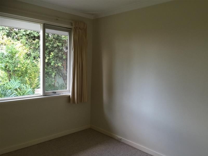 17 Flinders Crescent, Bull Creek WA 6149