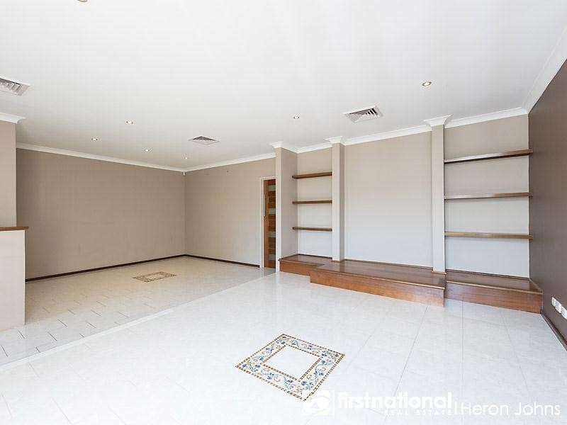 7 Waltham Court, Bateman WA 6150