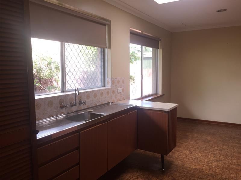 37 Bass Road, Bull Creek WA 6149