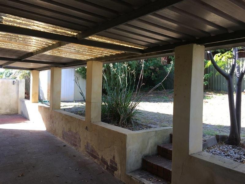 1 Duncton Court, Leeming WA 6149